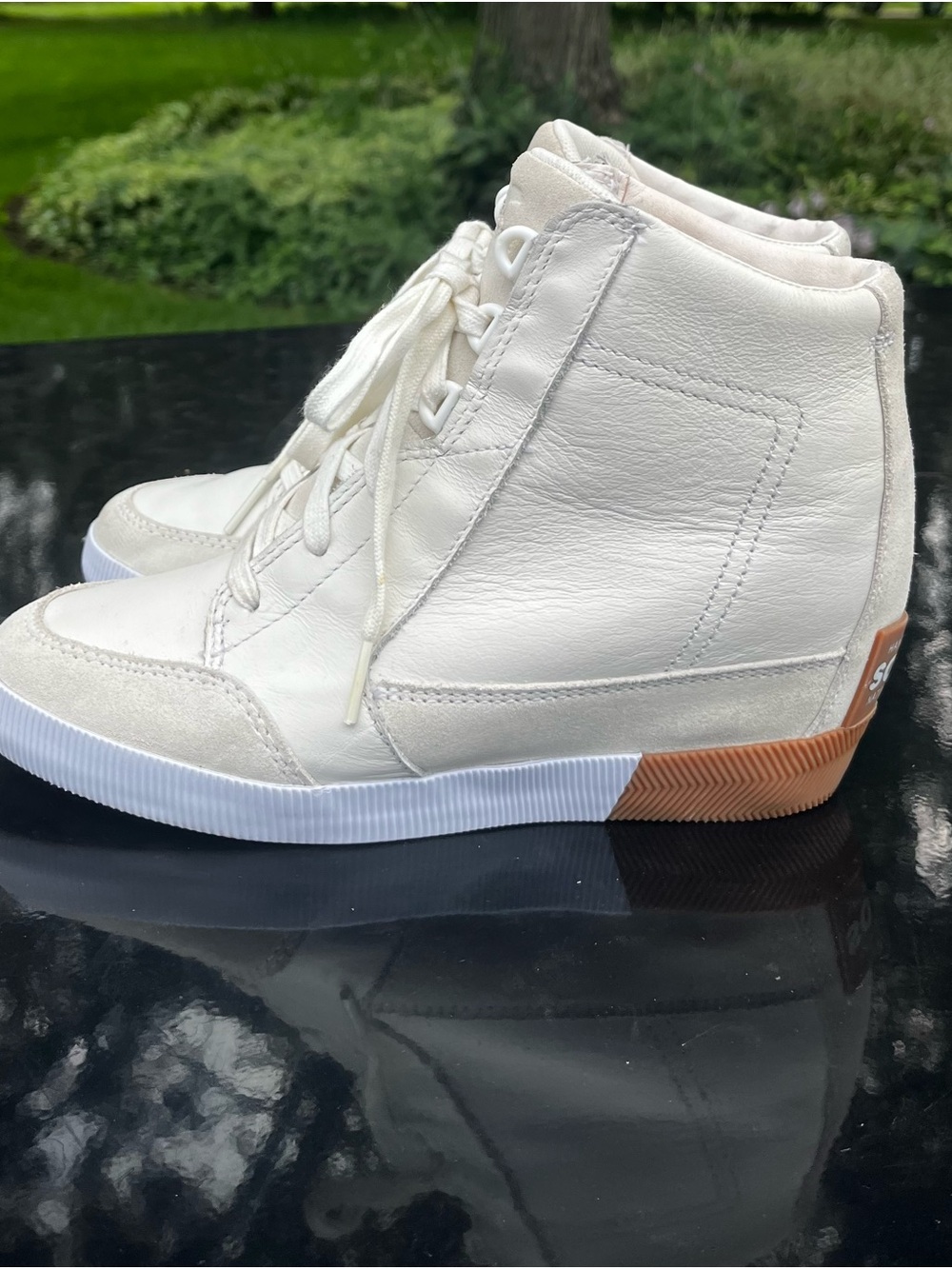 Sorel Out ‘N About Wedge Sea Salt and Gum Sneakers/Booties size 8.5
